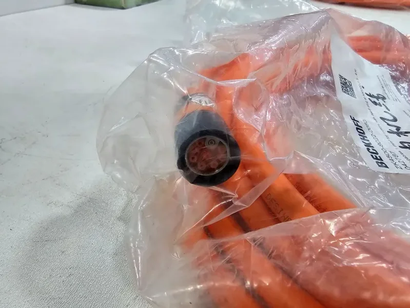 BECKHOFF ZK4500-8022-0080042787 9 mewterNEW