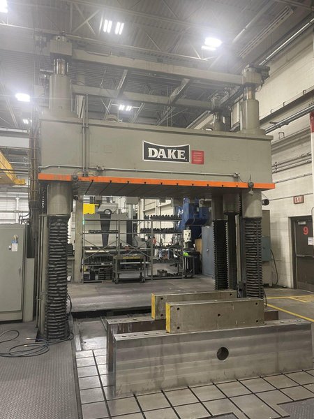 300 Ton Dake Spotting Press
