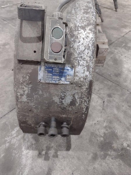 CM SWING ARM GRINDER: STOCK #23034