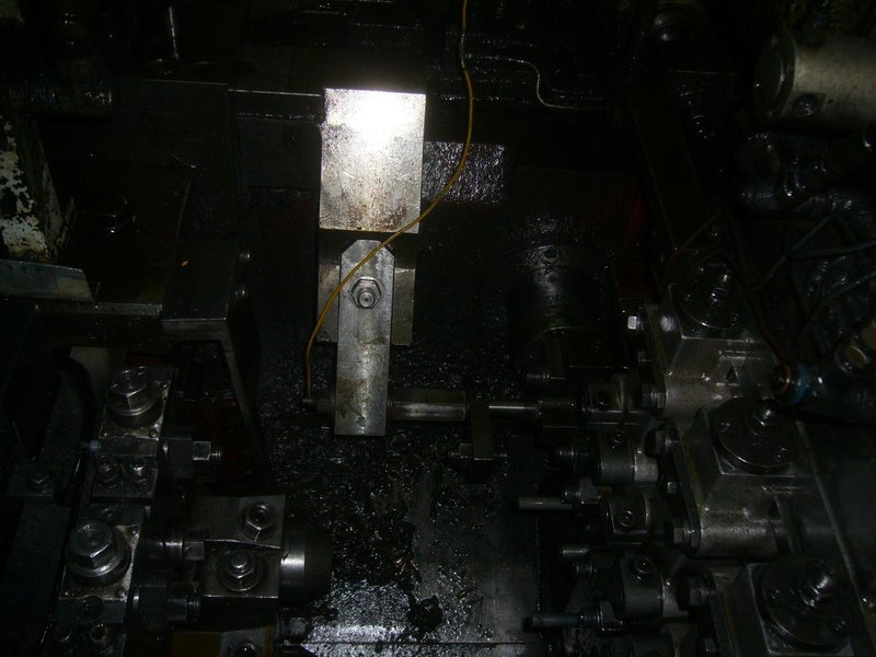 Asahi Sunac Model AF-1414-3 Three Die Progressive Header