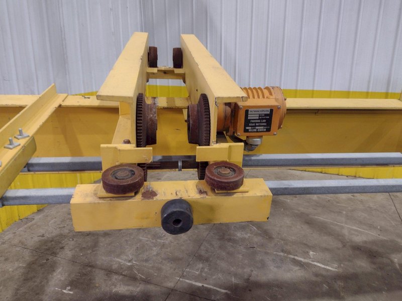 3 TON X 17’ F&amp;G / LOAD LIFTER UNDER-SLUNG POWERED CRANE: STOCK #22971