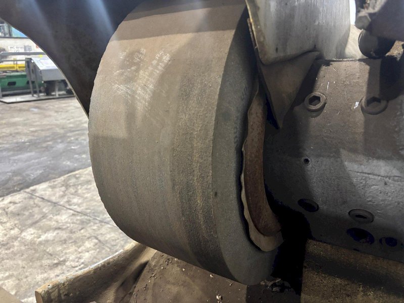 3" CINCINNATI CENTERLESS GRINDER: STOCK #22934