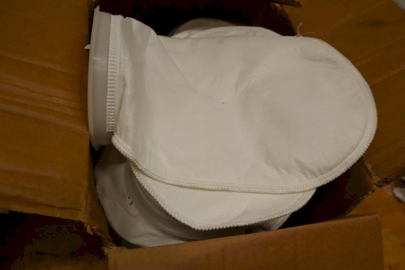 Filter Bags, 2 Boxes, 1 Box of Approx (20) BagFilters.com #1 Polyester 10 Micron #BFPE10P1SX, 1 Box Approx (50) PES 10 -P1SH- Auction Item