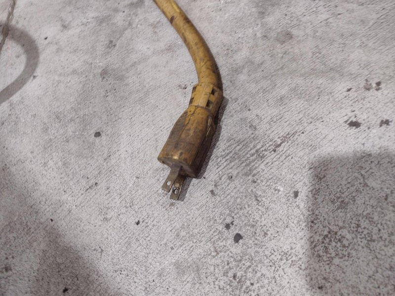 3&quot; OSTER  MODEL #672 TUBE &amp; PIPE ROTARY CUTOFF, 110V: STOCK #22854