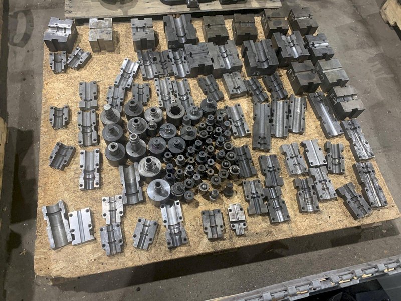 1&quot; TORRINGTON VAIL MODEL #322 2 DIE HYDRAULIC TUBE END FORMER: STOCK #16471