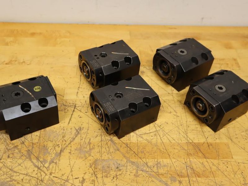 Kennametal KM-LOC Mori 35mm x 76mm Bolt On Tool Block, (5 Holders) Uses KM50 Quick Change Tool Heads- Auction Item