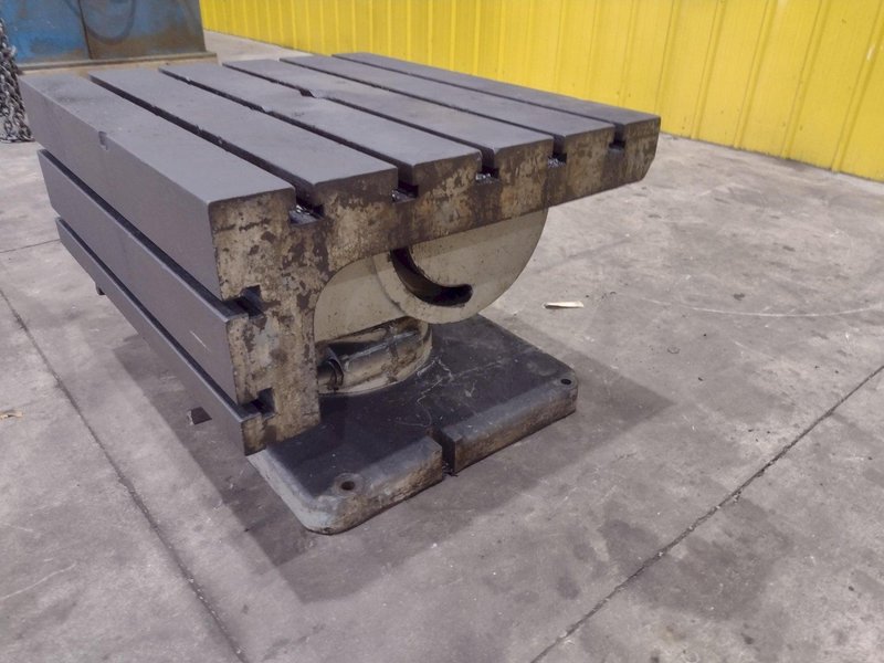 28&quot; X 32&quot; X 22&quot; CARLTON T-SLOTTED UNIVERSAL ADJUSTABLE DRILL BOX TABLE: YOBRO #23821