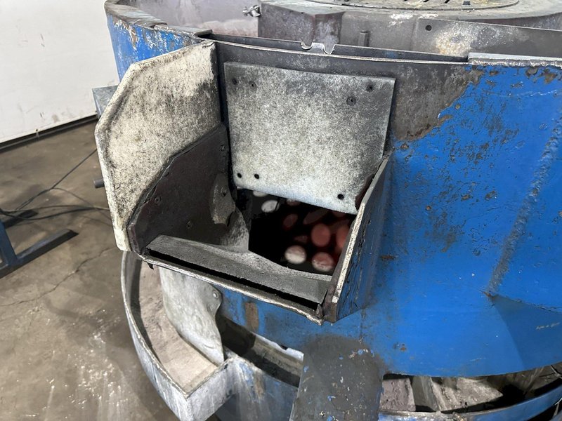 12 C.U. F.T  VL/RAMPE SB-12-CWC VIBRATORY FINISHER. STOCK # 0151824.