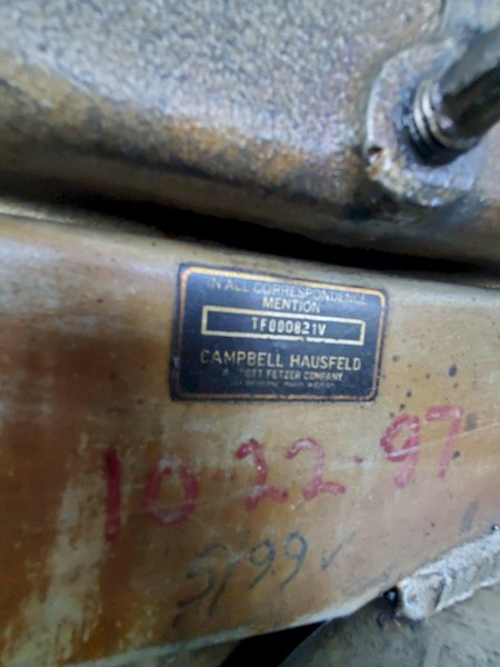 CAMPBELL HAUSFIELD AIR COMPRESSOR. STOCK #0743622.