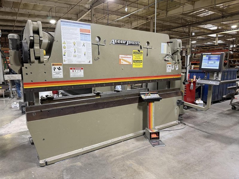 2003 Accurpress 717512 Hydraulic Press Brake (#5797)