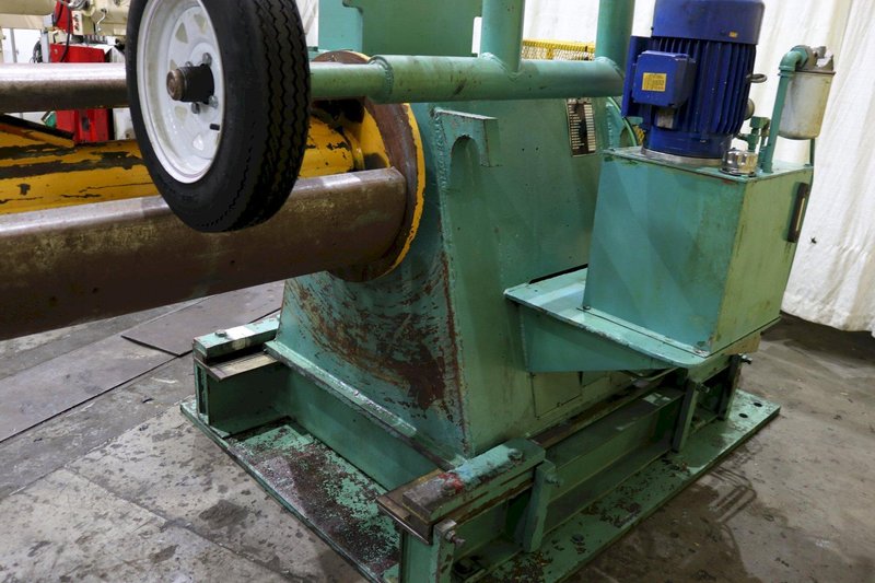 30000 X 48&quot; B &amp; K MOTORIZED COIL REEL AND CAR: STOCK #73625