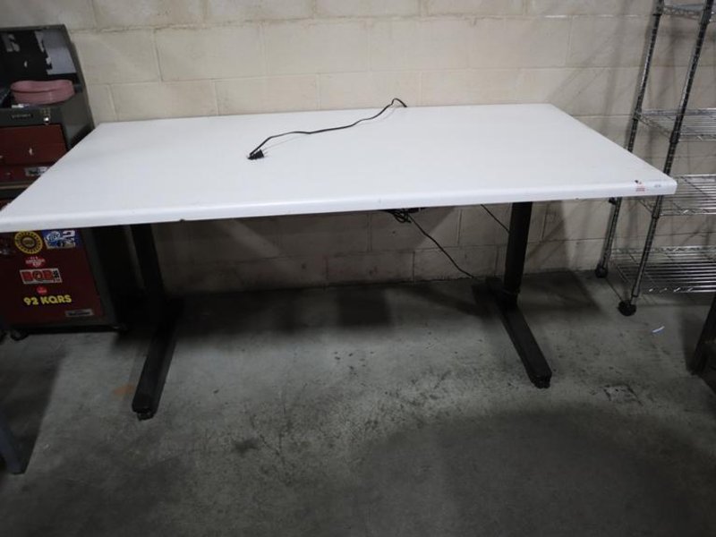 Electronic Height Adjustable Work Table, Protable on Casters, Formica Top- Auction Item