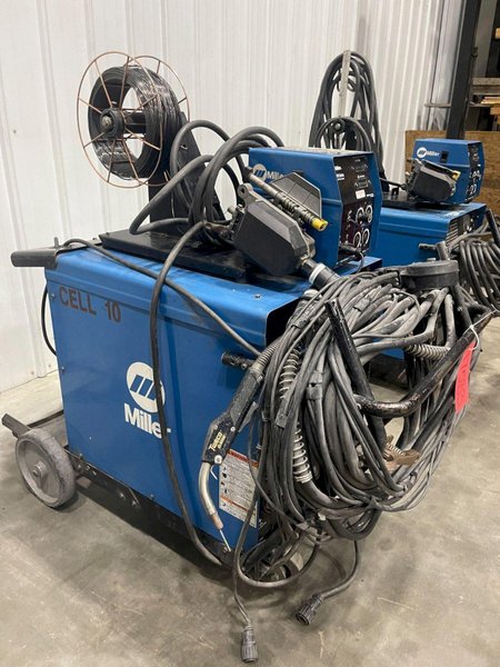 MILLER DELTAWELD 302 ARC WELDER USED