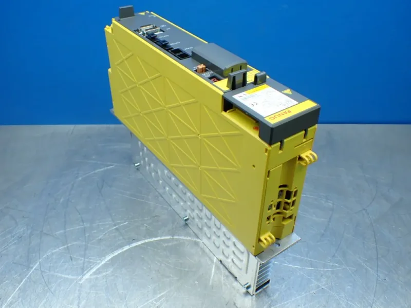 FANUC SERVO AMPLIFIER DRIVE  -  A06B-6114-H105