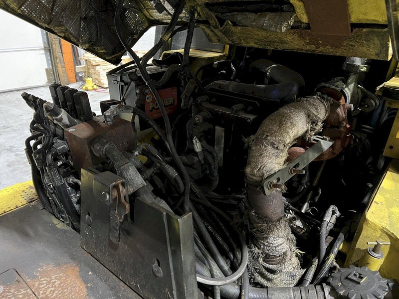 Hoist F220 22,000lbs Cushion Tire Forklift Diesel Fuel 72" Forks