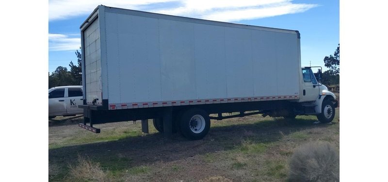International 4300 SBA Box/Service Truck, 2018