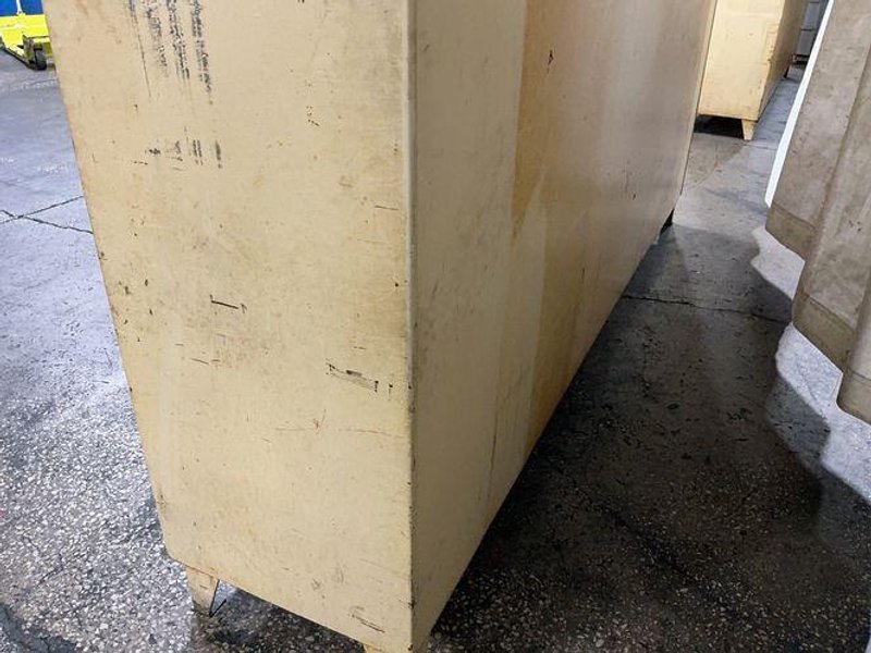 STRONG HOLD 10 DOORS LOCKERS
