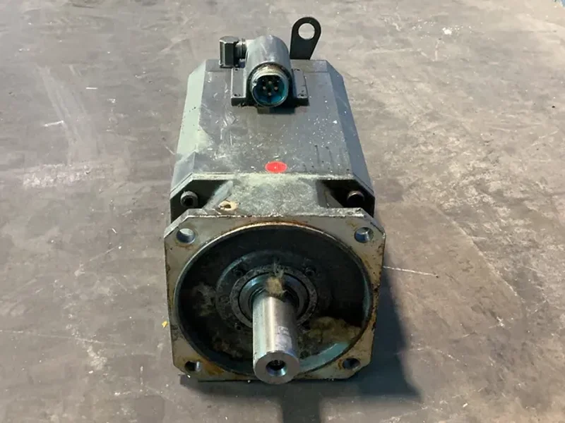 SIEMENS 2000RPM SERVO MOTOR  -  1FT6105-1AC71-4AG1
