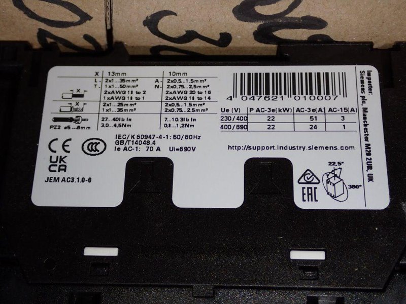 SIEMENS ACTUATOR  -  3RT2036-1KB44-3MA0