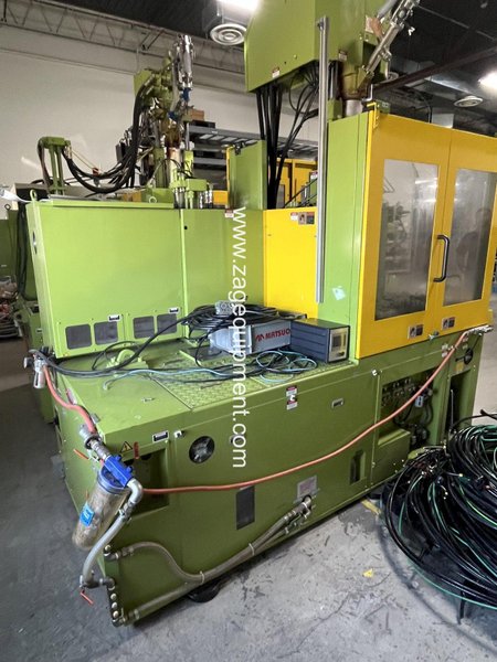 Nissei Used TNX50R5V Vertical Injection Molding Machine, Rotary Table, 53 Ton, 1.66 oz., Yr 2010