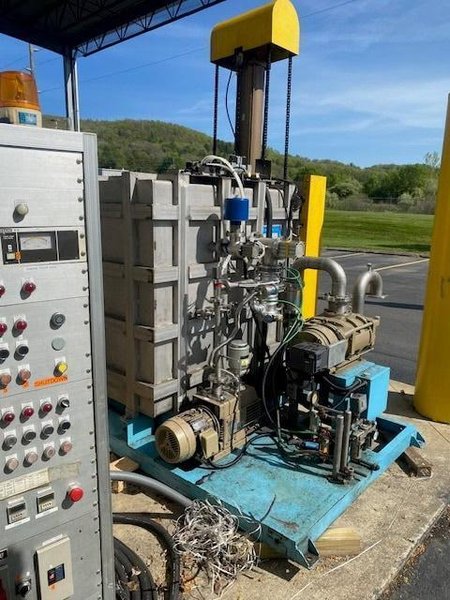 ULVAC ALT-21 Helium Leak Detector – 2000 – Industrial Vacuum Leak Detection System