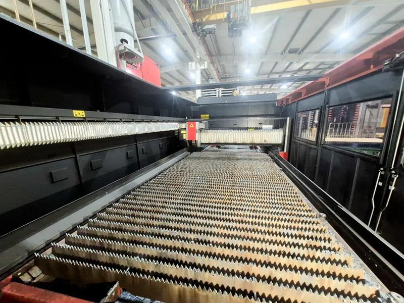 2015 AMADA LCG3015NT