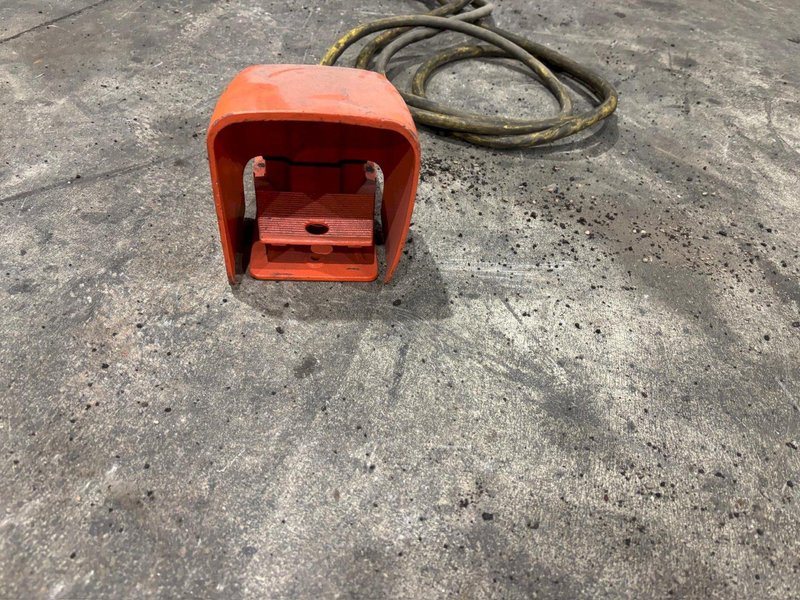 34 TON (68,000 LBS) PANDJIRIS MODEL #PR100 GEAR DRIVEN POWERED TANK TURNING ROLLS: YOBRO #24351