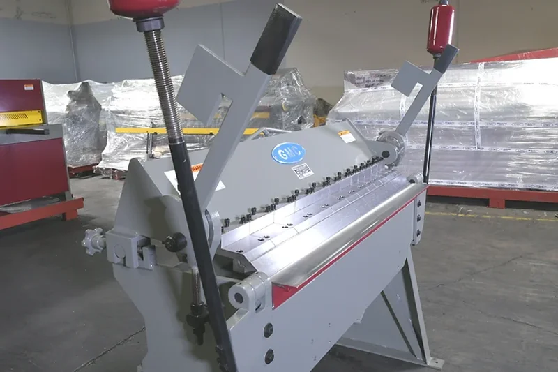 NEW 10' X 14GA GMC MODEL BB-1014-6HD BOX AND PAN BRAKE