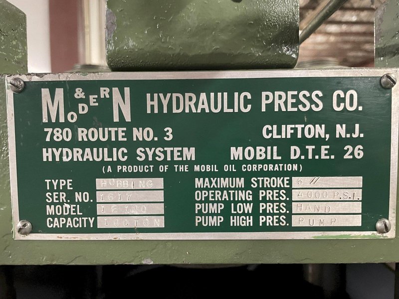 M&amp;N Model 7E100 100 Ton 4 Post Hobbing Press