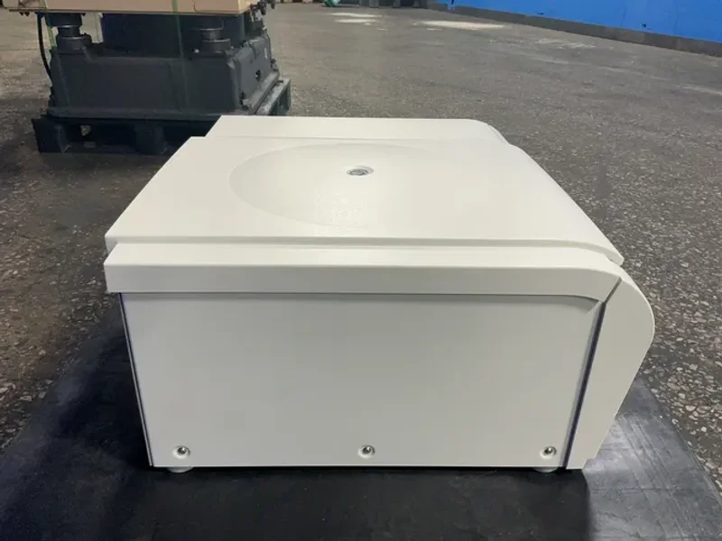 THERMO SCINTIFIC CENTRIFUGE  -  SORVALL LEGEND XTR