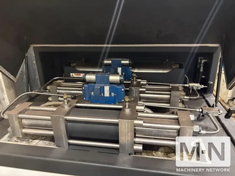 2014 WARDJET R-2014 5-AXIS WATERJET