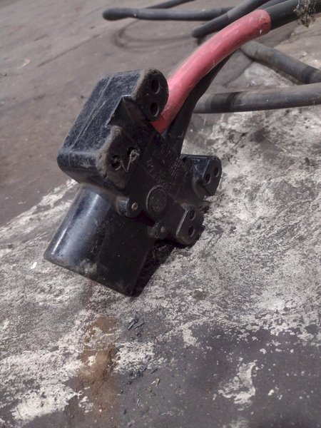 HOBART BATTERY CHARGER: STOCK #21086