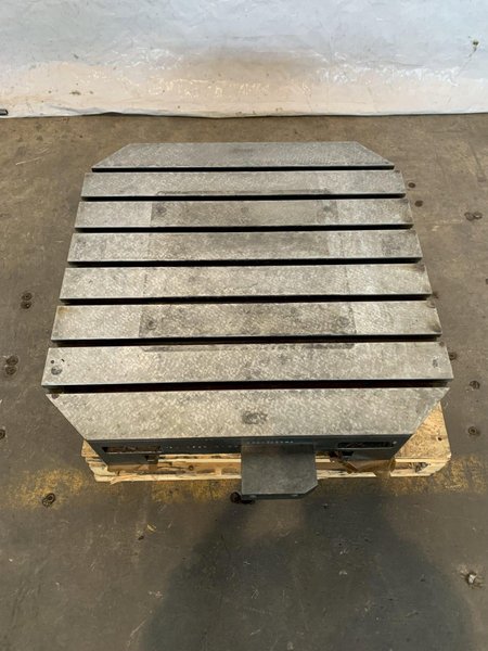 32&quot; X 32&quot; T SLOTTED TRANSFER TABLE. STOCK # 0846422