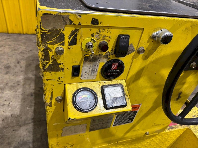 36 VOLT CUSHMAN MODEL #898361 CHASER/TUGGER CART: YOBRO #24653