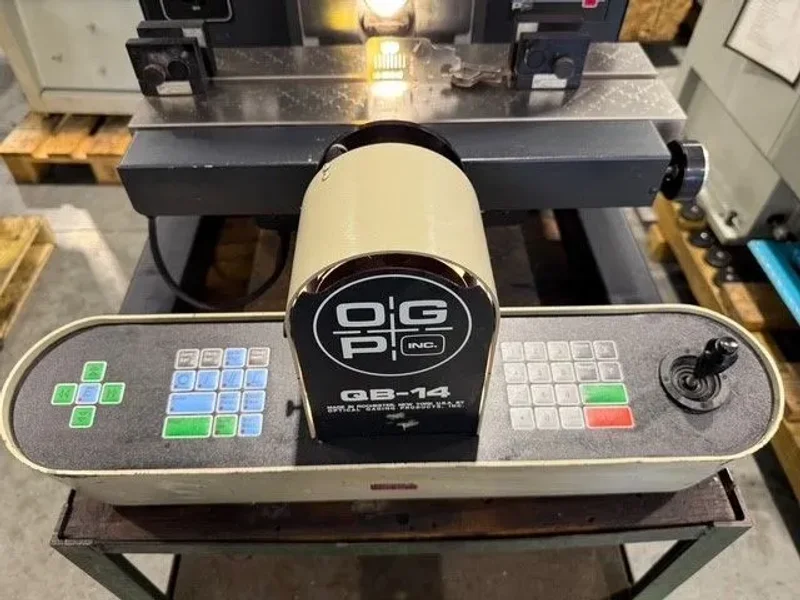 14” Optical Gaging Products OGP OQ-14A Optical Comparator USA #7580