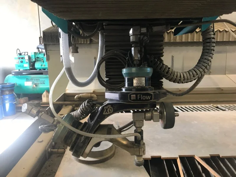 FLOW MACH3 4X8 | Waterjet Cutters