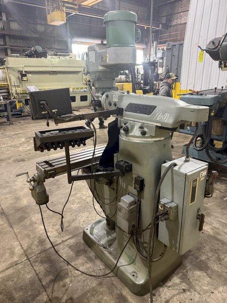 2 HP BRIDGEPORT SERIES I VERTICAL RAM TYPE KNEE MILL, WITH DRO &amp; POWER FEEDS: YOBRO #25294