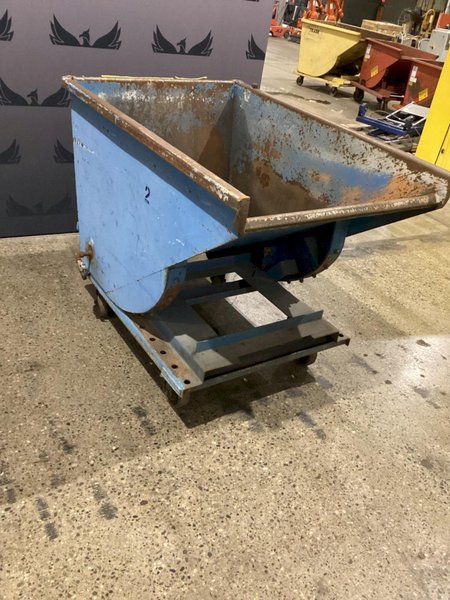 SELF DUMPING HOPPER USED