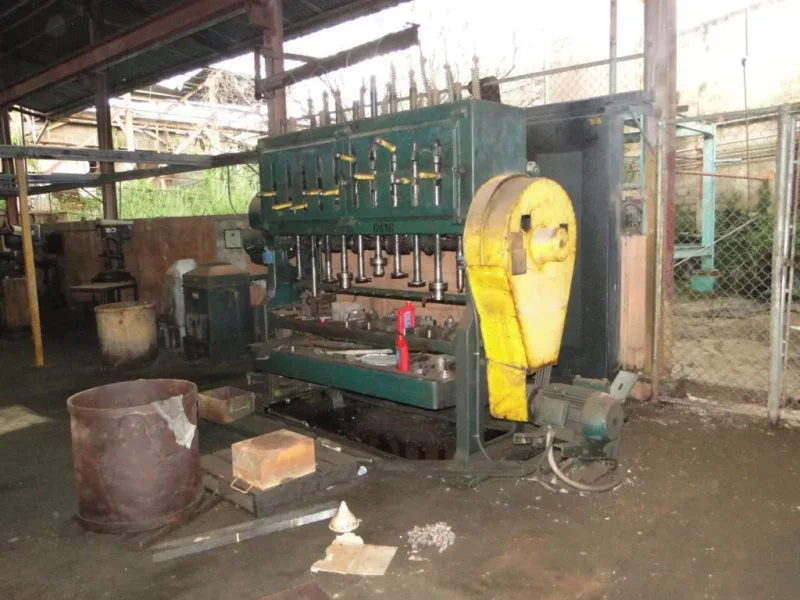 2-1/4" National 10 Spindle Nut Tapper