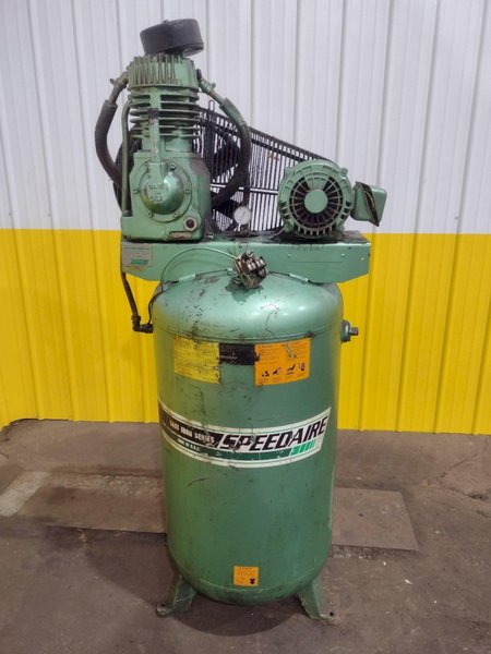 5 HP SPEEDAIRE MODEL #5Z399A2 VERTICAL AIR COMPRESSOR: STOCK #19595