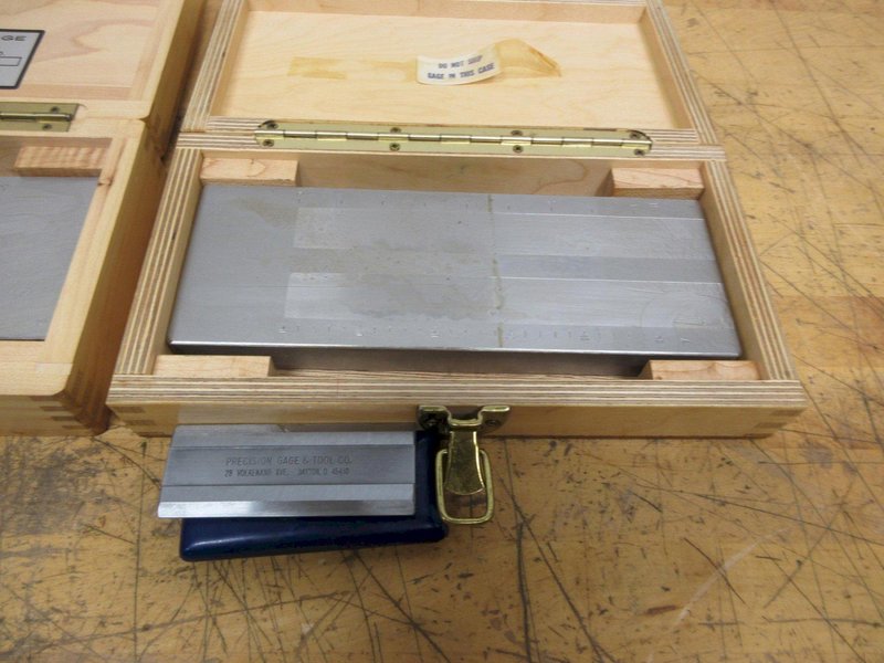 Precision Gage &amp; Tool (2 pcs) Fineness of Grind Gauge with Scrapers, For Checking Particles in Grinding Coolant- Auction Item