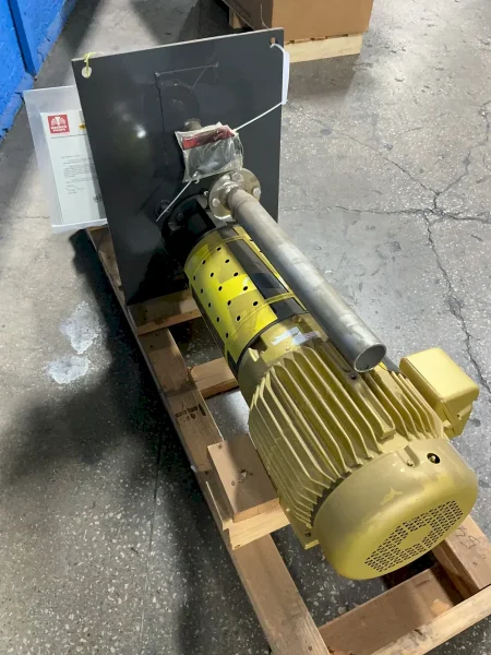 GUSHER PUMPS 7.5 HP VERTICAL END SUCTION PUMP