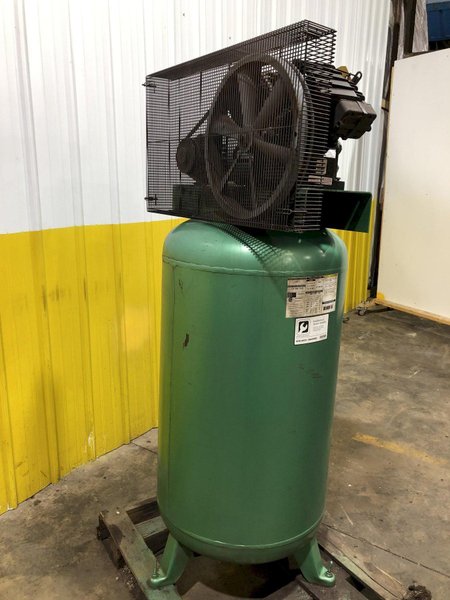 5 HP SPEEDAIRE MODEL #3JR77 VERTICAL TANK AIR COMPRESSOR: STOCK #16558