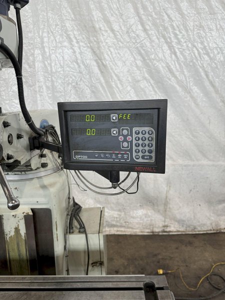 3 HP ACRA AM3VVAL VERTICAL KNEE MILL. STOCK # 0259224