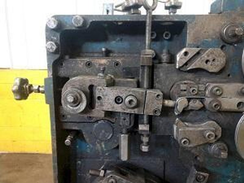 TORRINGTON M# W125A SPRING COILER WITH TORSION ATTACHMENT