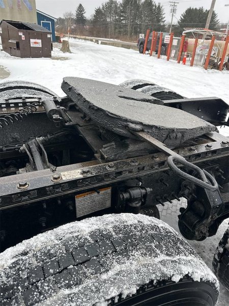 2021 Volvo VNL64T860 Stock #229000