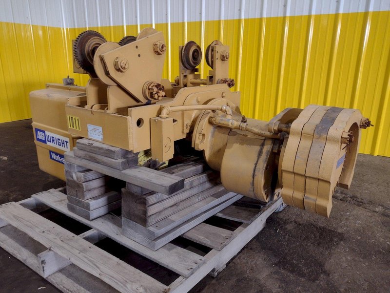 3 TON ACCO-WRIGHT WORK RATED SERIES 32 ELECTRIC POWERED CABLE HOIST: STOCK #18768