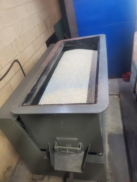 12 Cubic Ft. Deburring Equipment Manufacturing Vibratory Ceramic Polisher- Internal Dimensions 22.25″W x 59″L, Includes Media