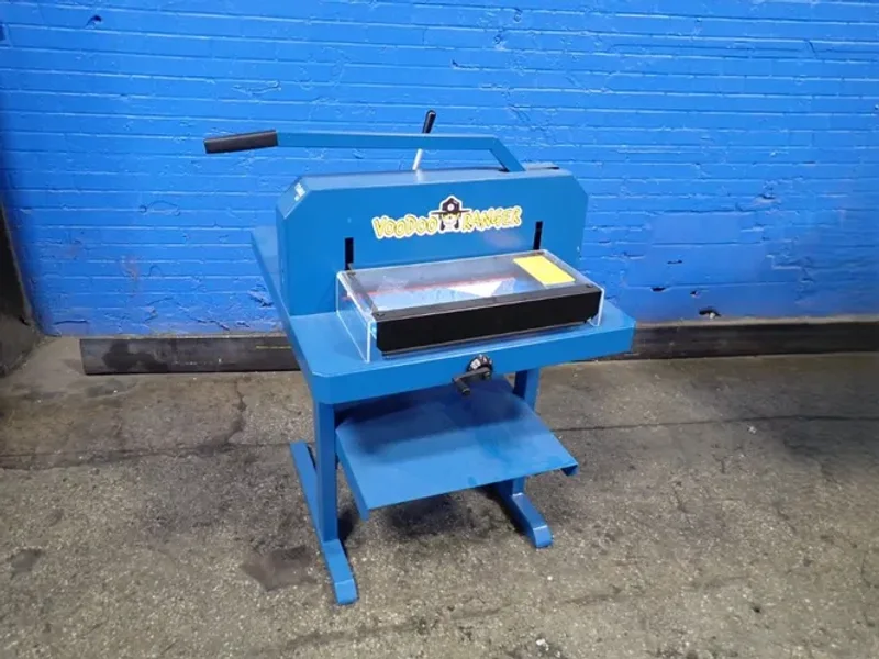 DAHLE 18" X 19" PAPER GUILLOTINE  -  848