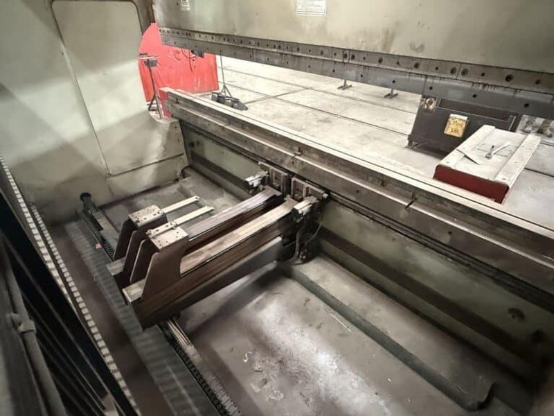 2013 Accurpress Edge 465014 CNC Press Brake (#5737)